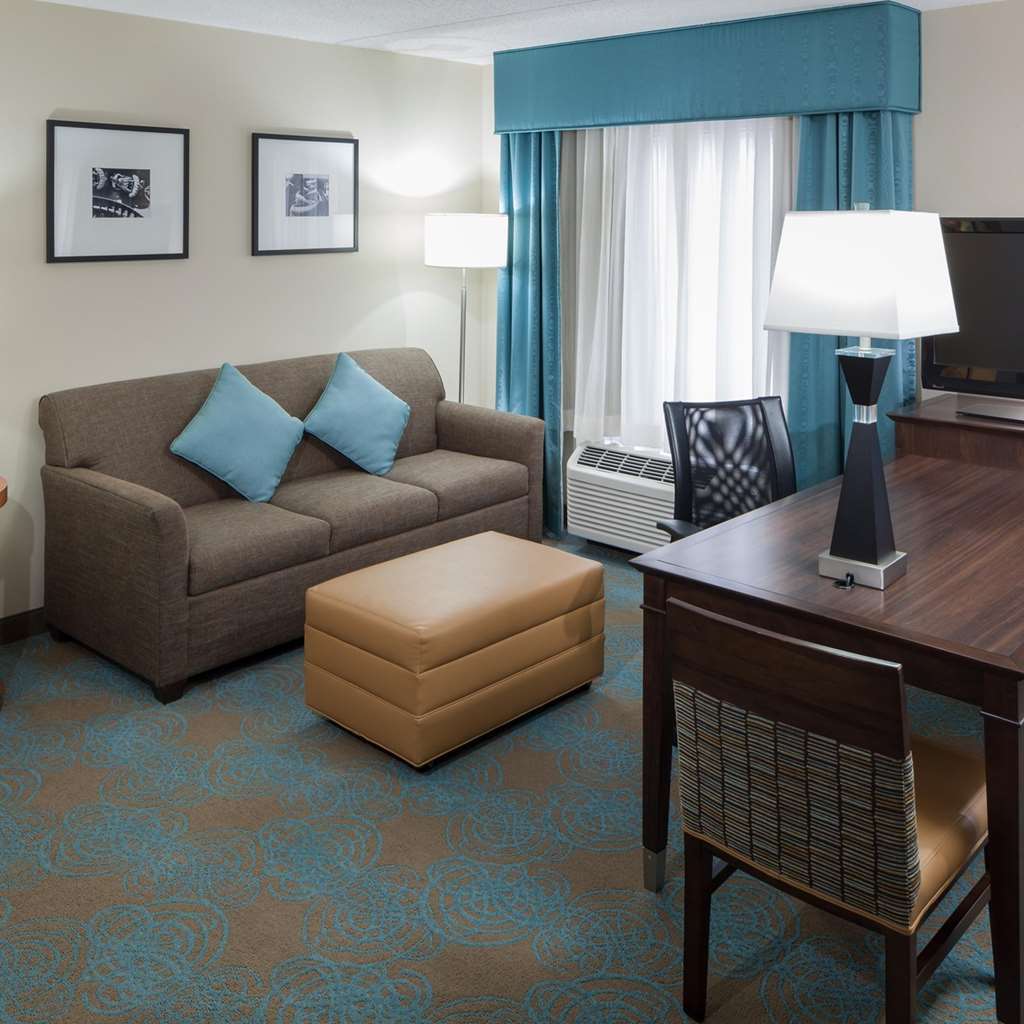 Hampton Inn & Suites St. Louis At Forest Park Room photo